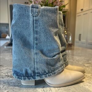 Steve Madden MADDEN Denim Blue and White Boots Ankle Booties Size 7